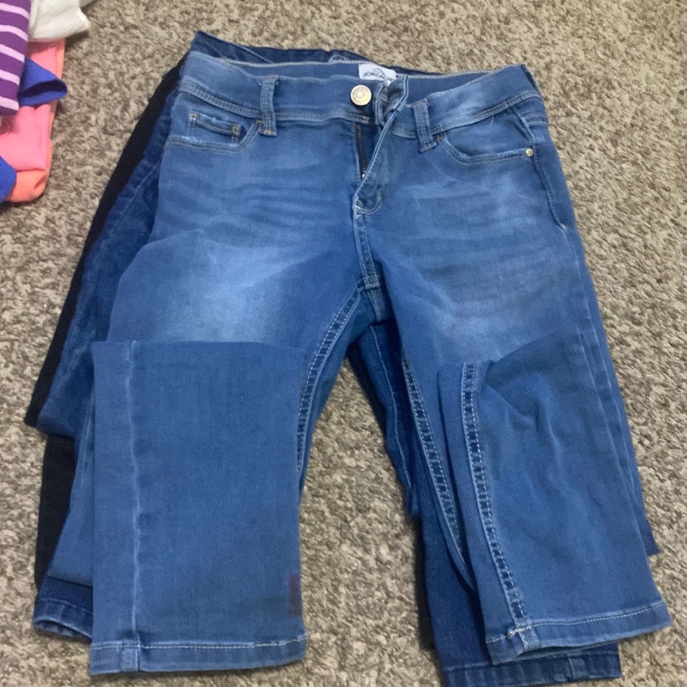 Pick of three girls skinny jeans